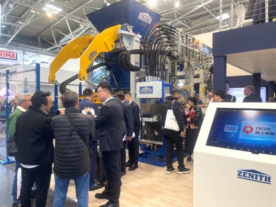 Quangong Co., Ltd. får stor debut på Shanghai International Waste Management Expo Smart Manufacturing styrker udviklingen af ​​