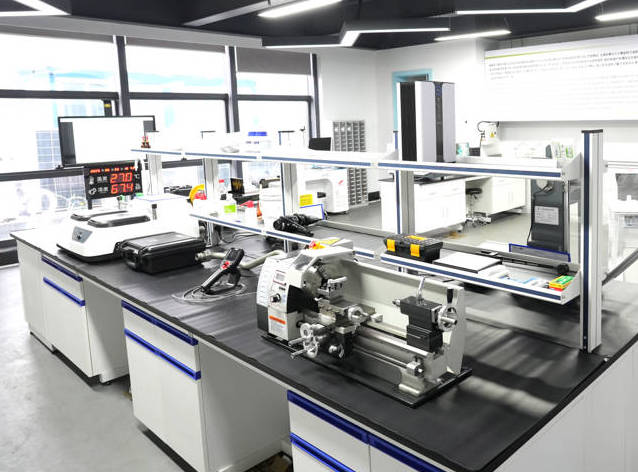 Sikring af kvalitet fra materialernes kilde: Styrkelse af kernekompetencen i murstensfremstillingsudstyr